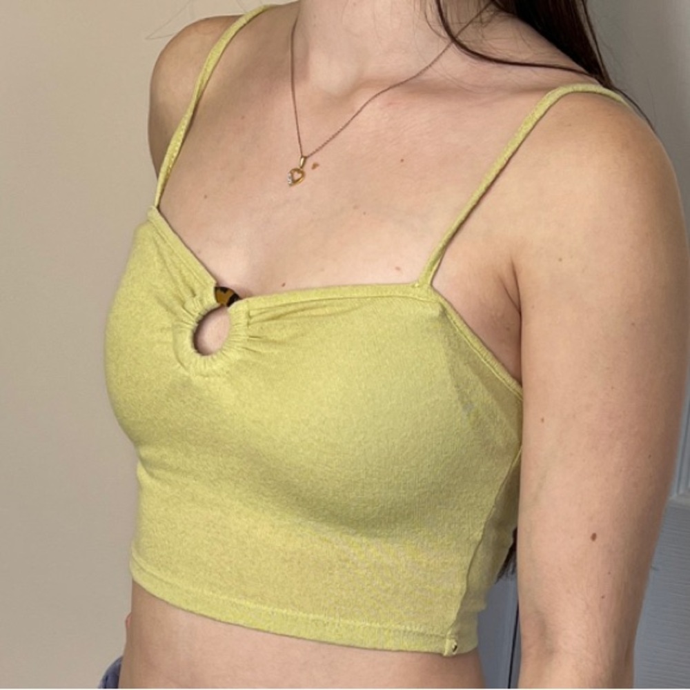 American Eagle Outfitters Light Yellow Crop Top